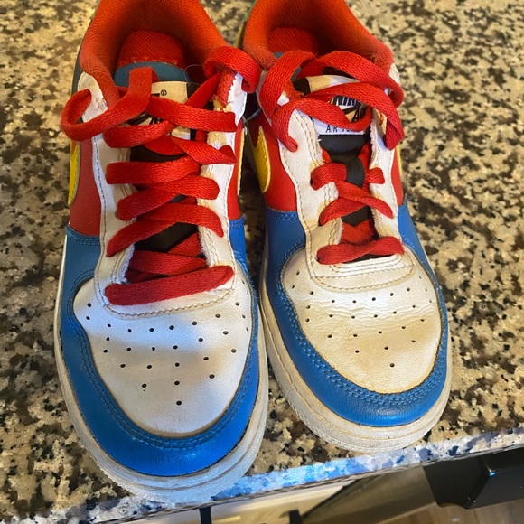 Nike Air Force 1 UNO Multicolor Sneakers - Picture 3 of 5